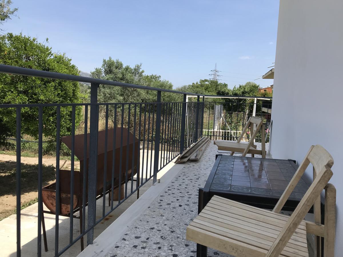 Villa Filoxenia Amarynthos Eksteriør billede