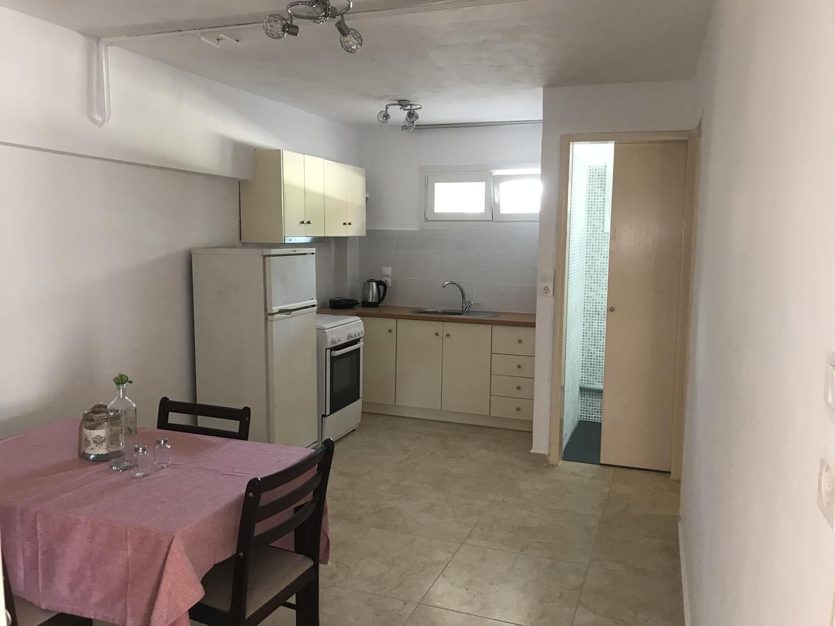 Villa Filoxenia Amarynthos Eksteriør billede